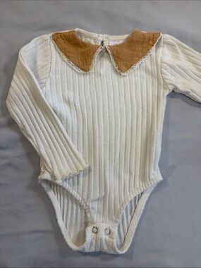 Zara Cream Ribbed Bodysuit with Tan Collar